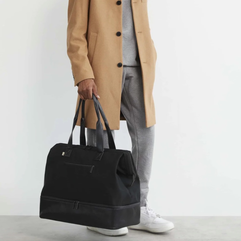 BEIS BLACK WEEKENDER BAG